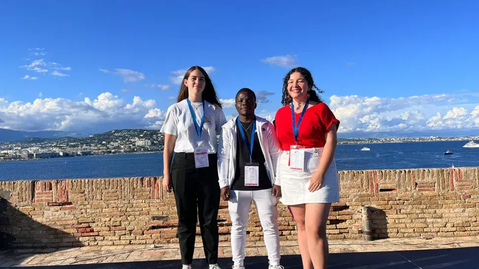 Les etudiants de l'IREST lauréats du Hackathon 2024 